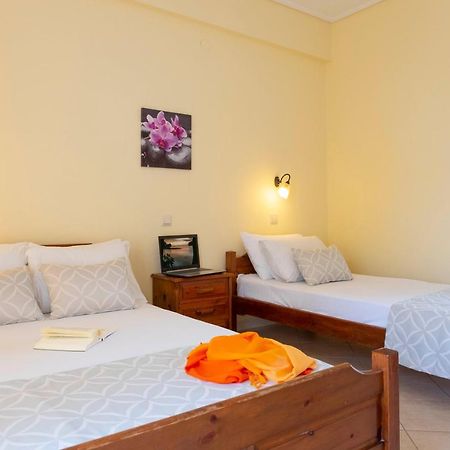 Aristides Hotel Fourka Extérieur photo