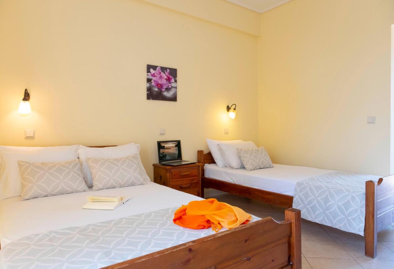 Aristides Hotel Fourka Extérieur photo
