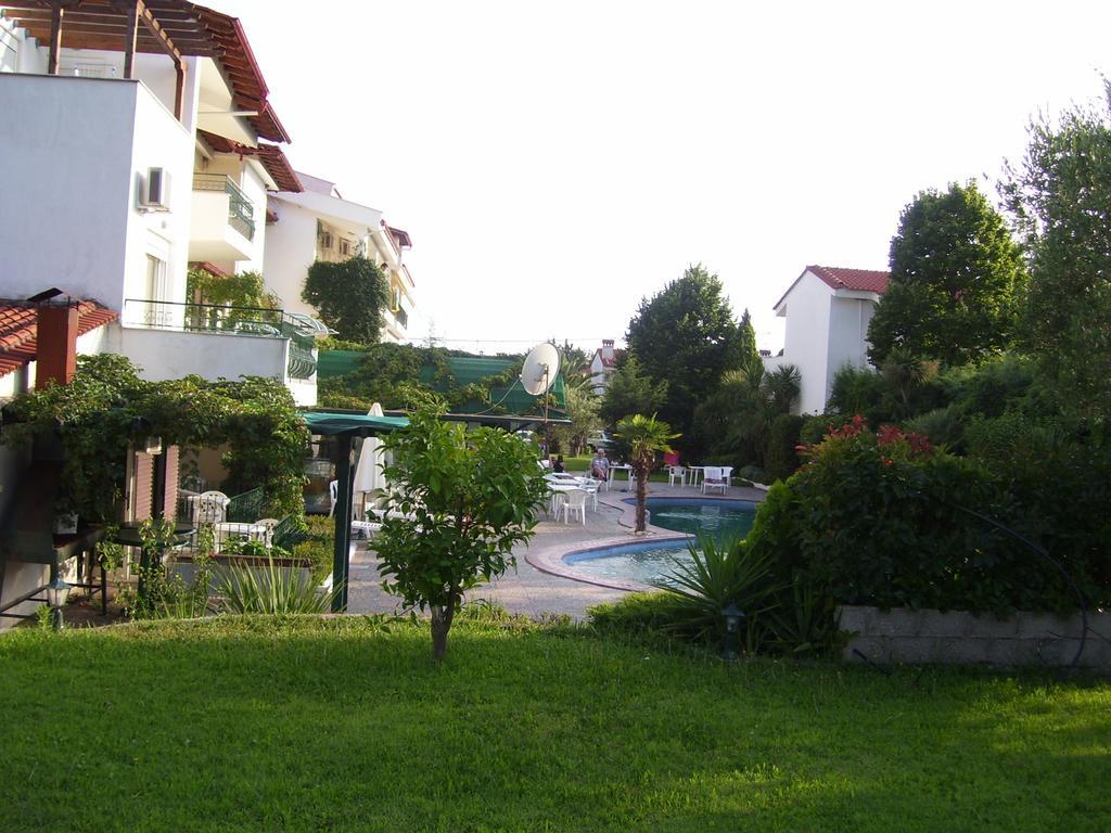 Aristides Hotel Fourka Extérieur photo
